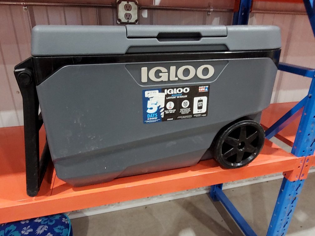 Igloo Maxcold 90qt Cooler