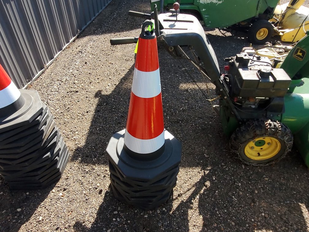 (10) safety cones