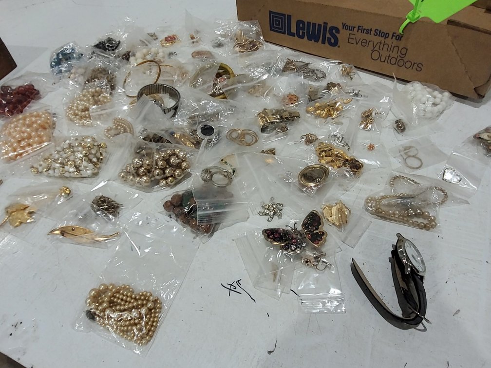 Jewelry, watches and more