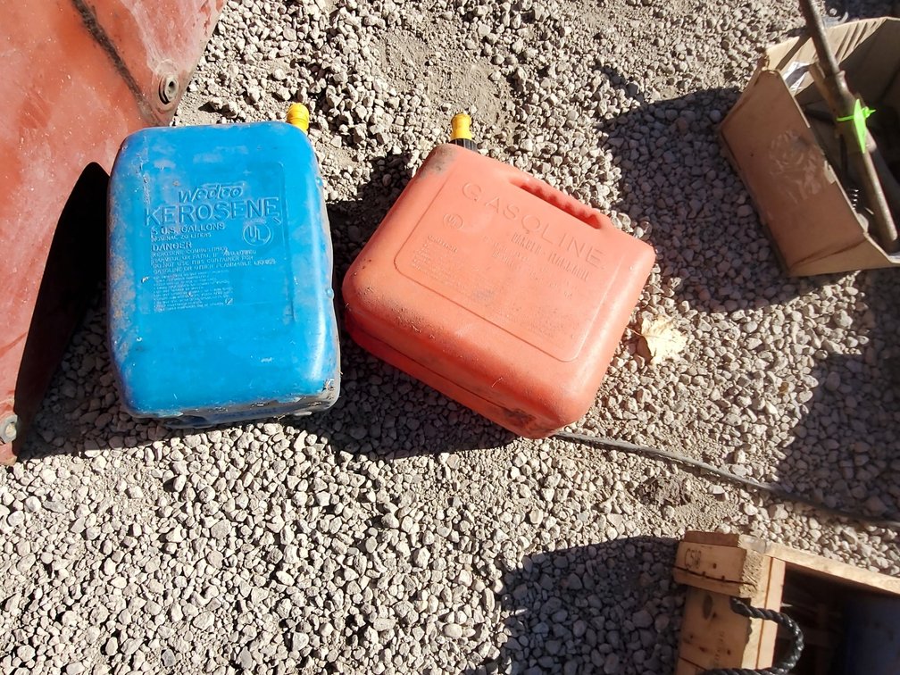 Gas cans
