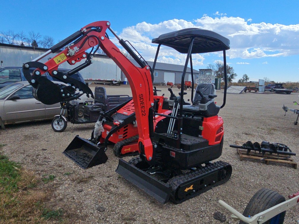 New SDEE22 Desiel Excavator
