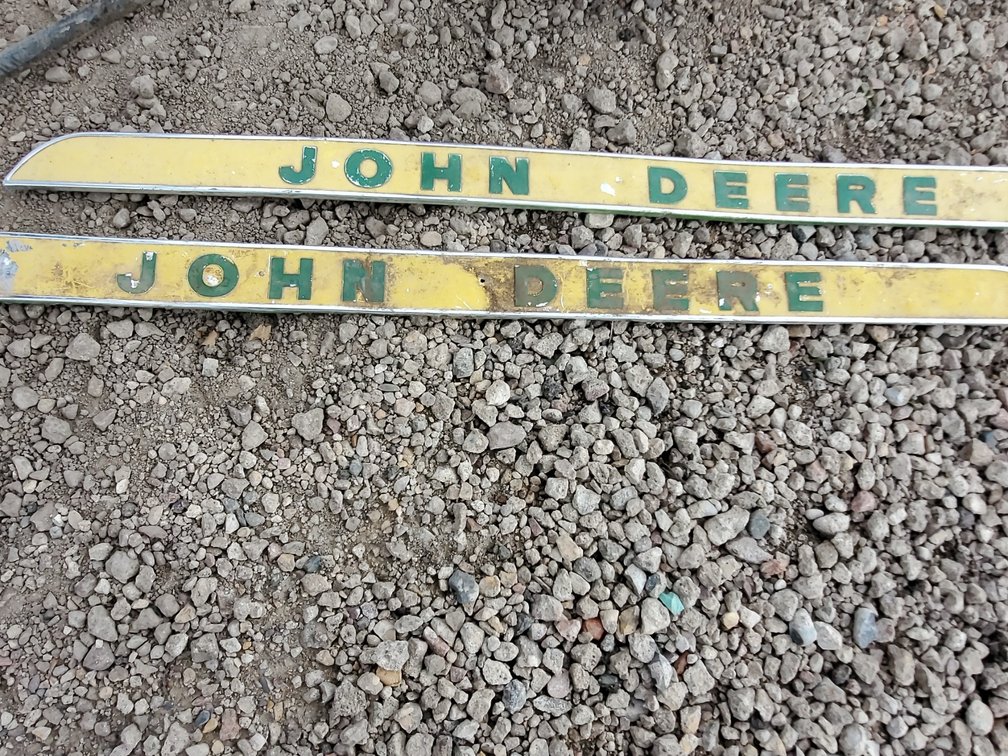 John Deere Emblems