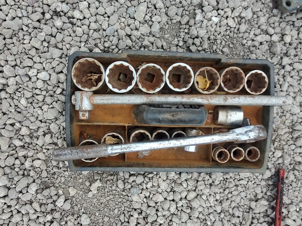 Sockets and  ratchet
