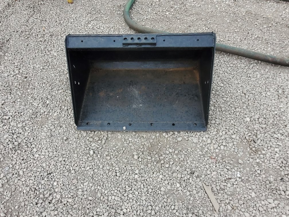 3ft Skidloader Bucket