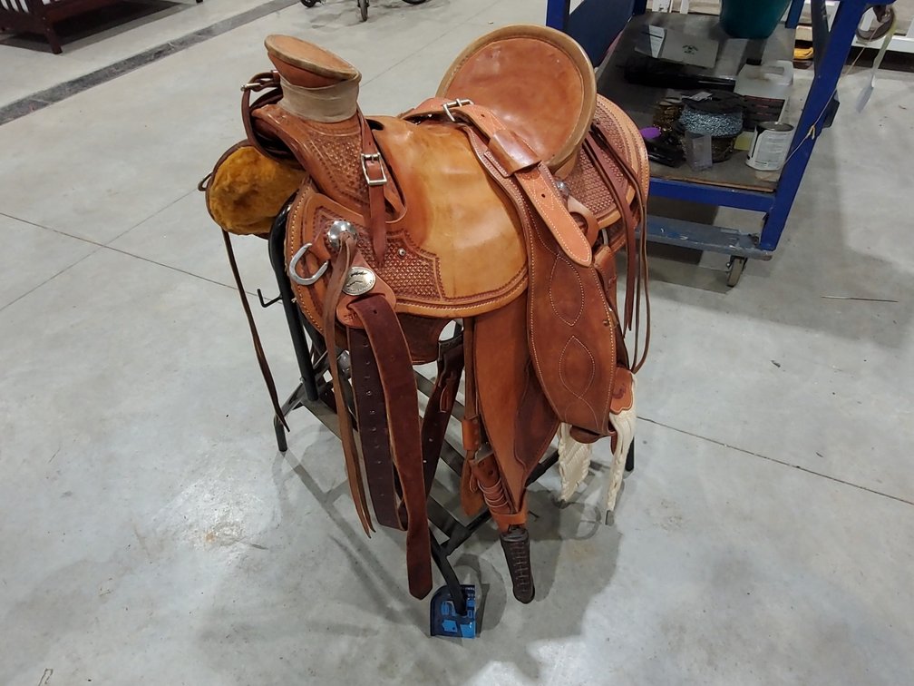 15" Cavalga Western Saddle