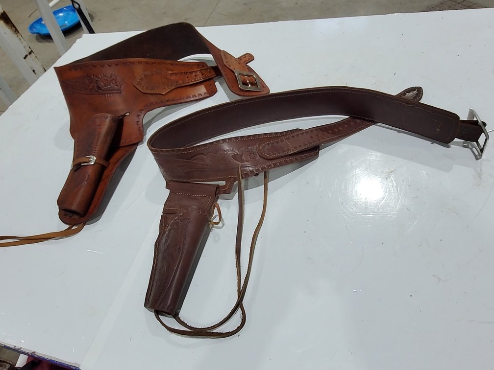 Handmade western gun holsters