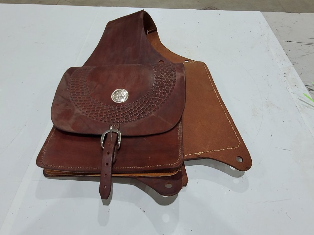 Handmade - Leather saddle bags