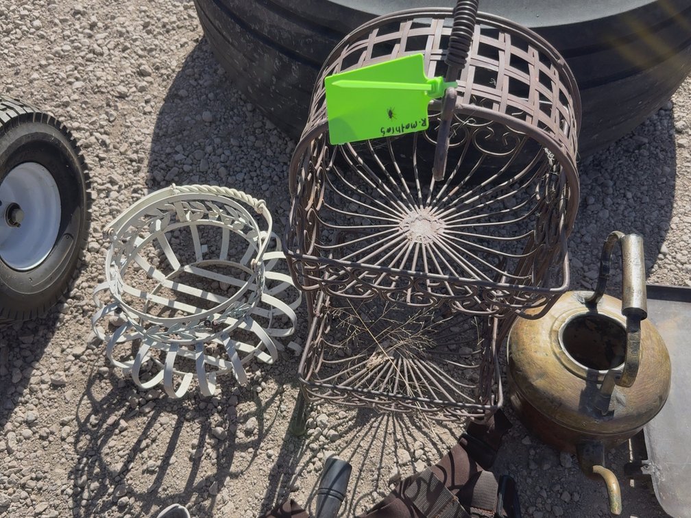 Metal stand, metal basket, metal pot, electric Fencer, metal pan