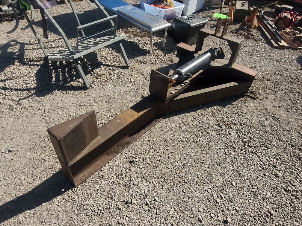 Log splitter