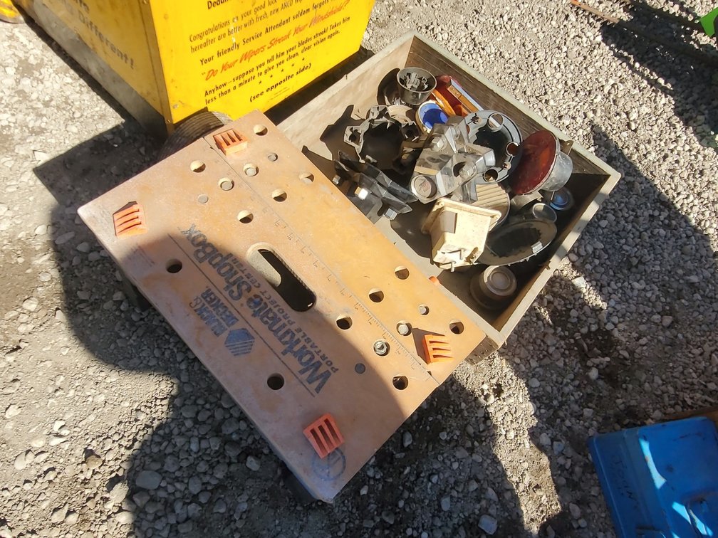 Workmates shopbox and misc hub caps