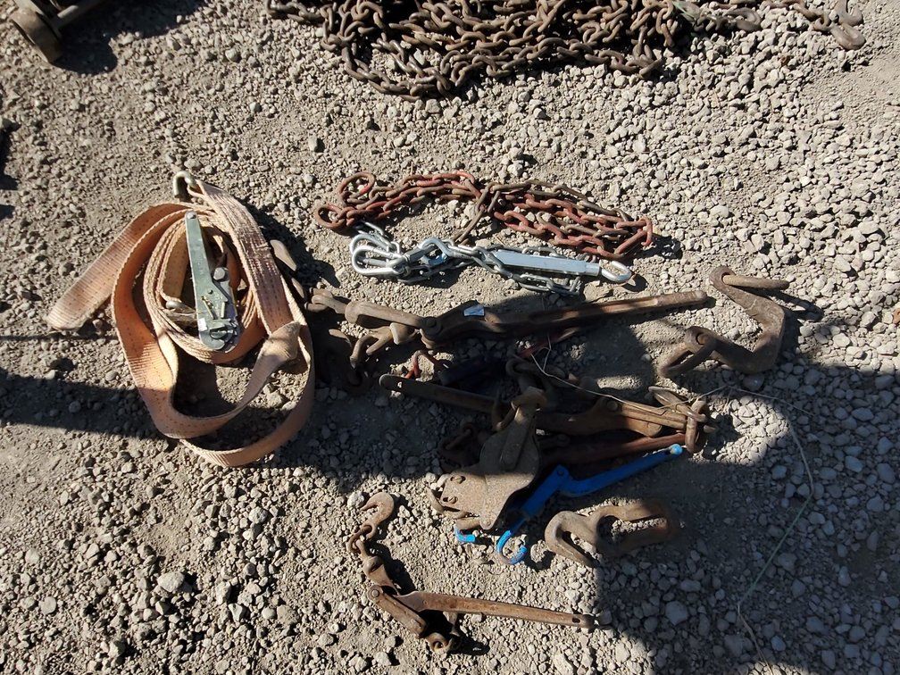 Chain binders, snaps, tow straps