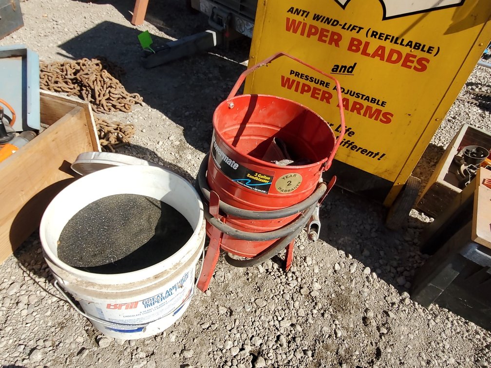 Power mate sandblaster & sand