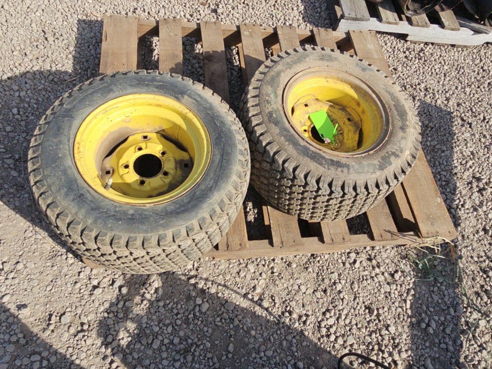 Lawnmower tires