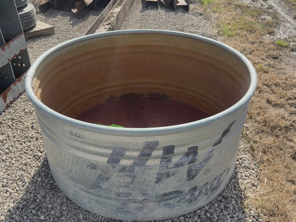 Stock tank
