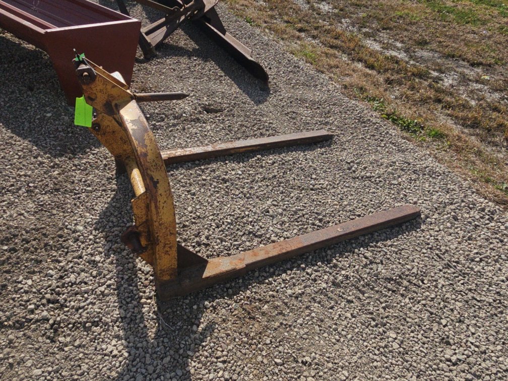 3pt bale fork