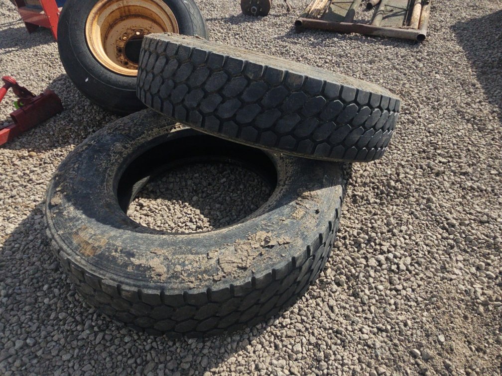 2- 295/75R22.5 tires