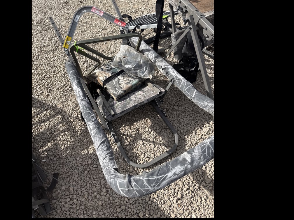 Tree stand
