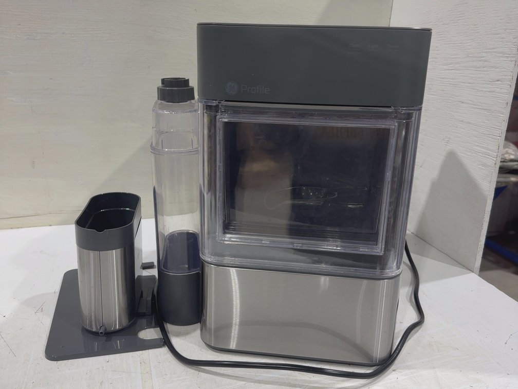 Icemaker - countertop
