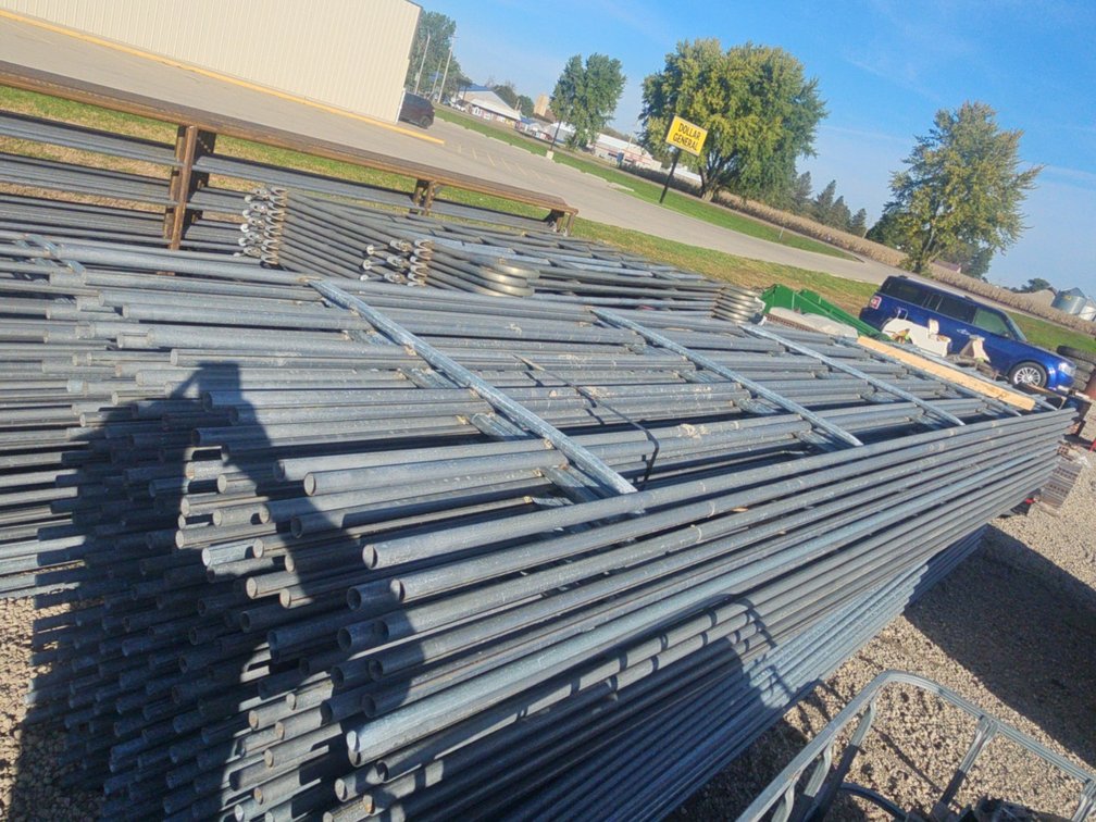 10- 20' Continuous Panels