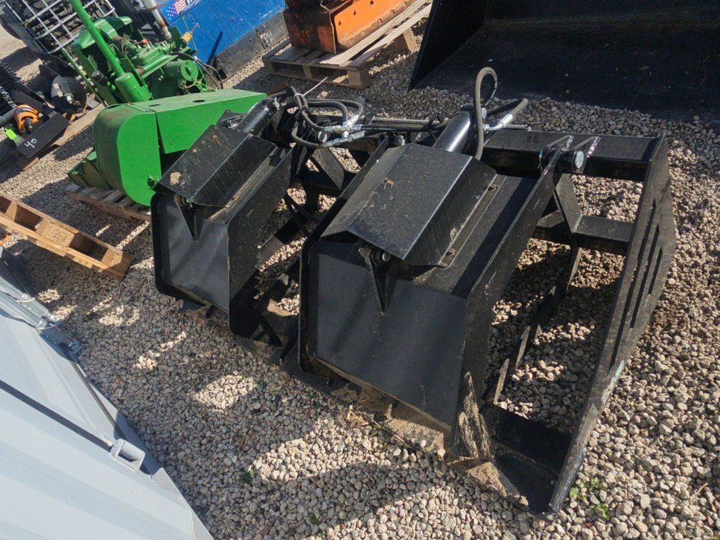 72" grapple bucket
