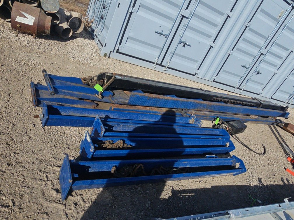 Forward 4 post car lift