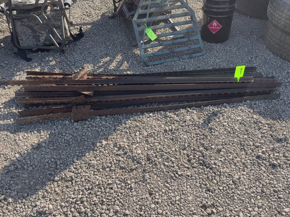 15 Steel posts