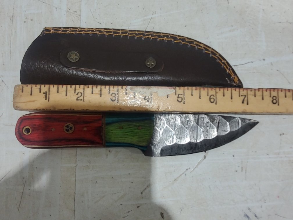 Hunting knife