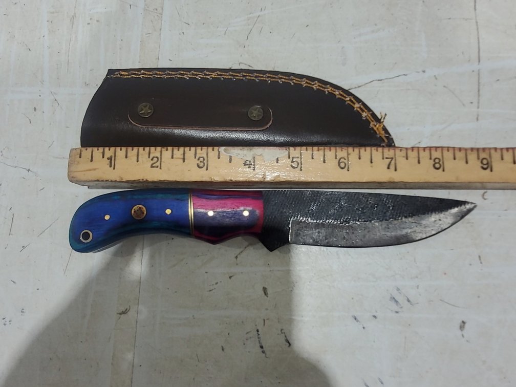 Hunting knife