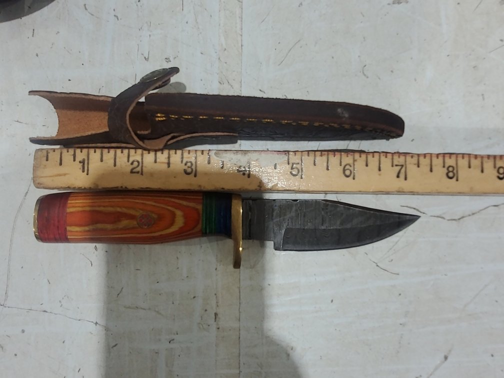 Hunting knife