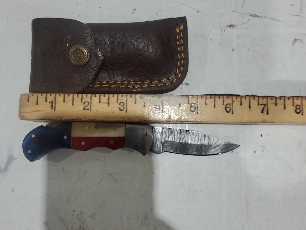Hunting knife