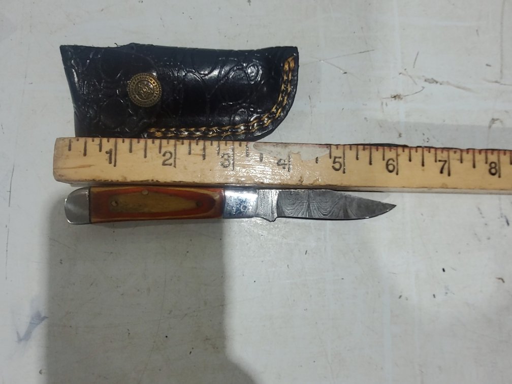 Hunting knife