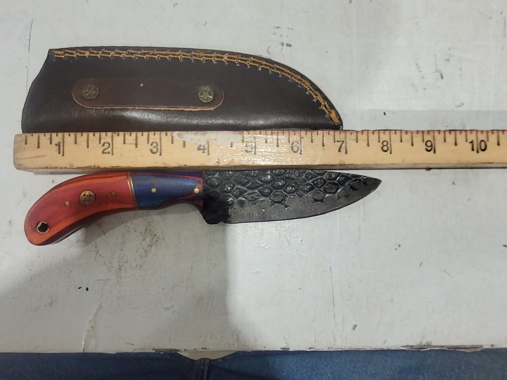 Hunting knife