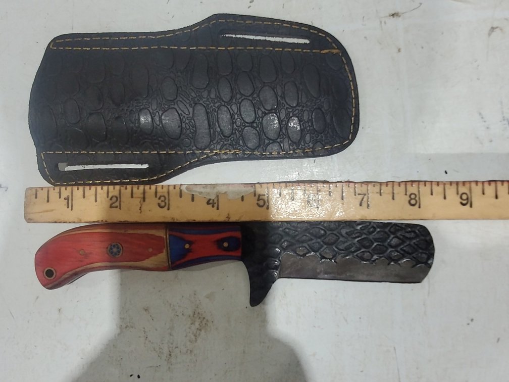Hunting knife