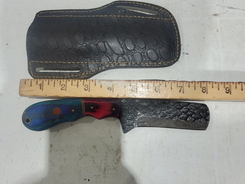 Hunting knife