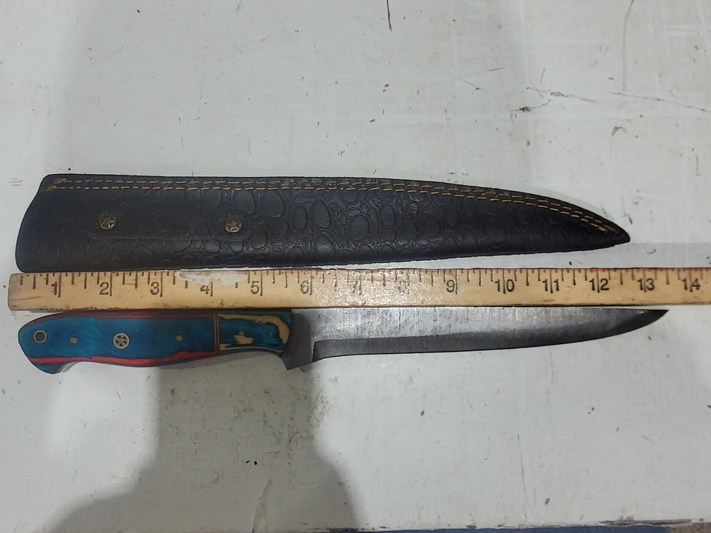 Hunting knife