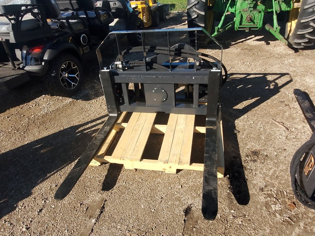 New Skidsteer Rotating Pallet Fork