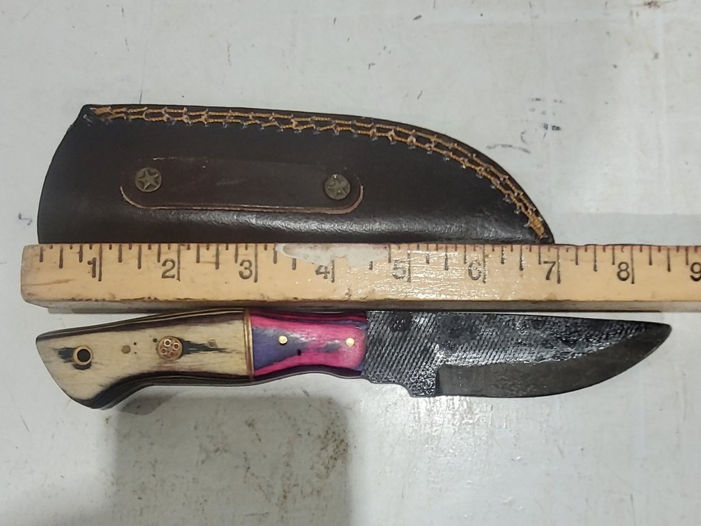 Hunting knife