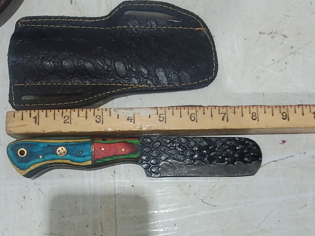 Hunting knife