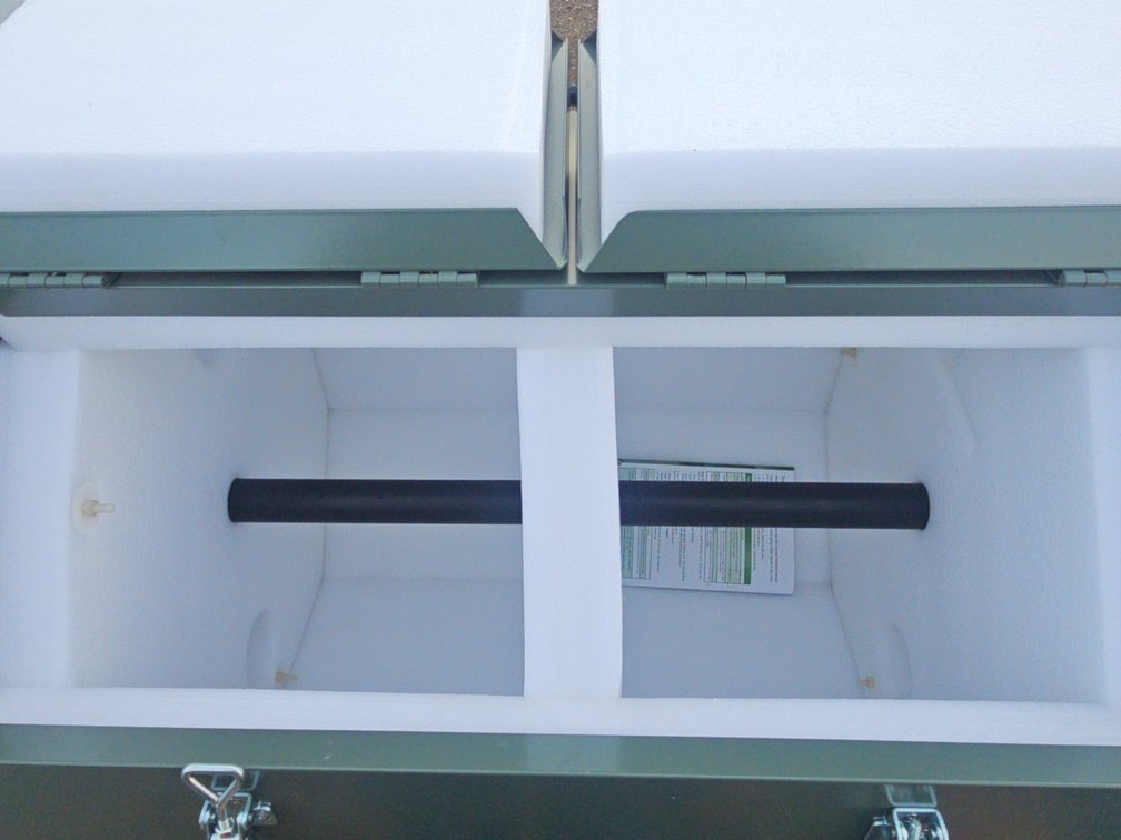 Compost tumbler
