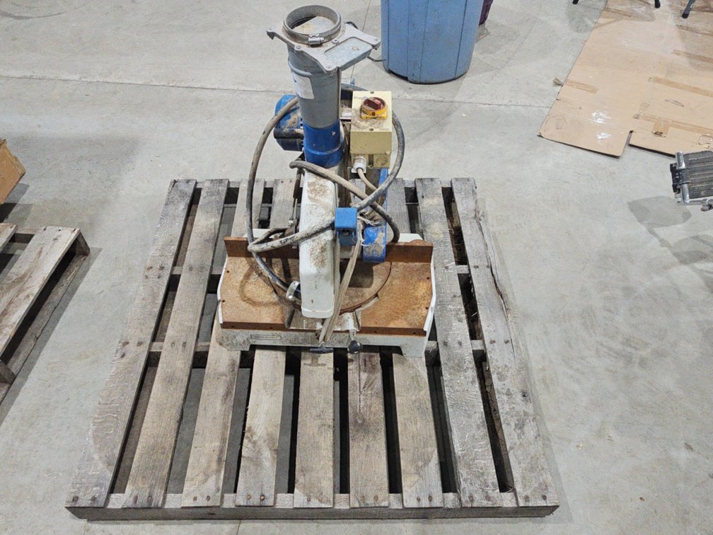Precison miter chop saw