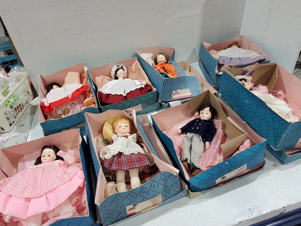 (8) boxed madam Alexander Dolls