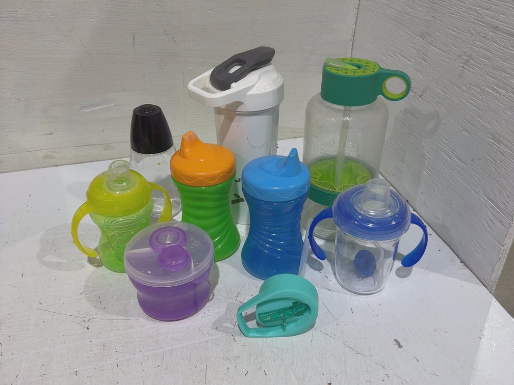 Cups/Containers