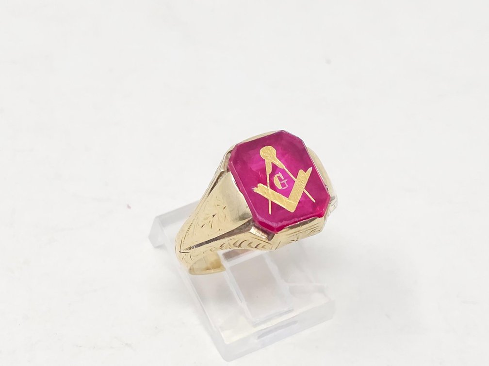 Masonic Gold Ring