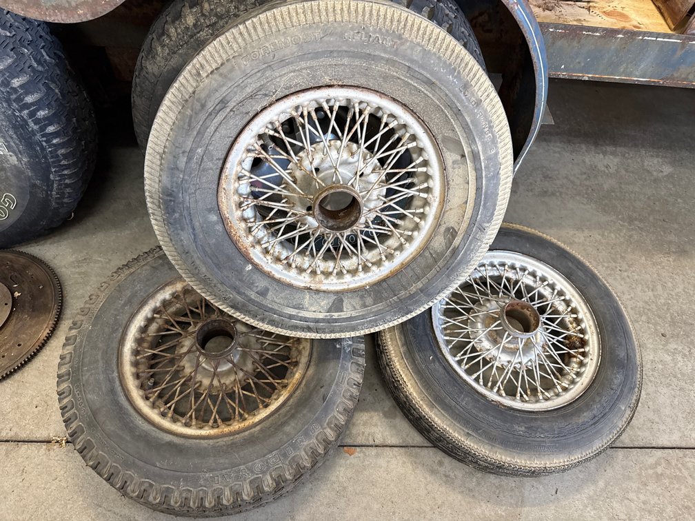 Three Wire Spoke Sunbeam Wheels and Tires