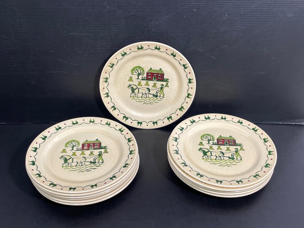 12 Metlox "Poppy Trail" Plates