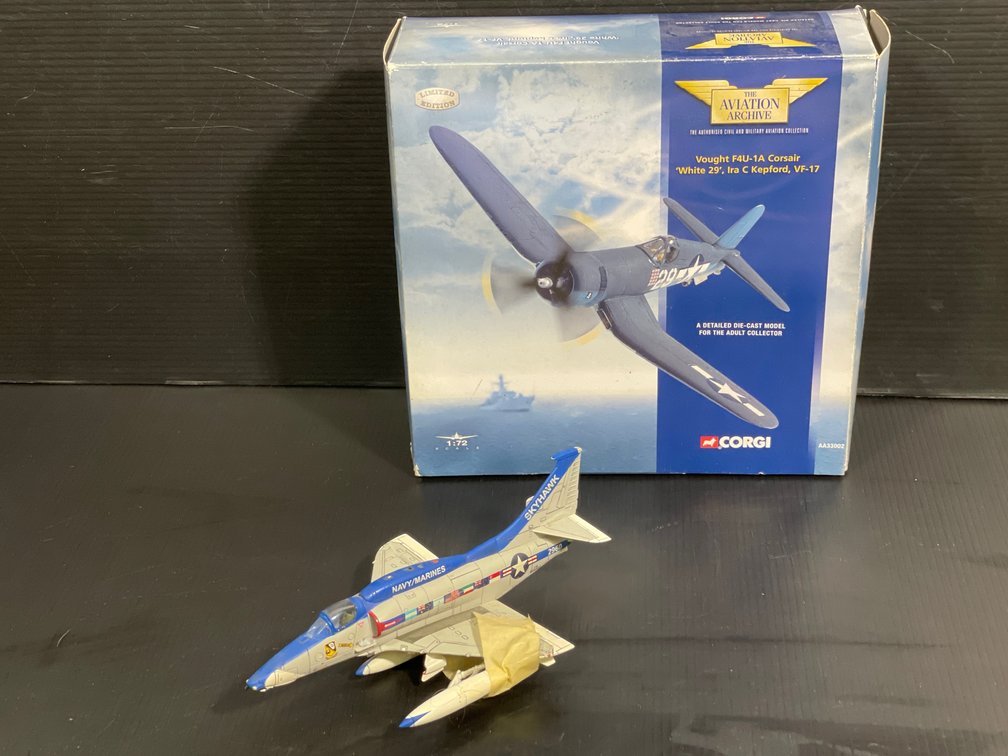 Corgi Aviation Archive Vought F4U-1A Corsair "White 29" Ira C Kepford, VF-17, with Box
