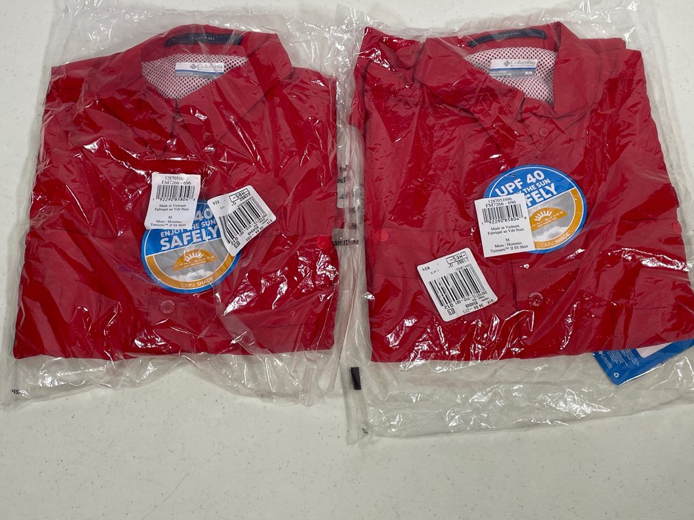 2 Red Columbia Tamiami Shirts, Size M, New in Original Packaging