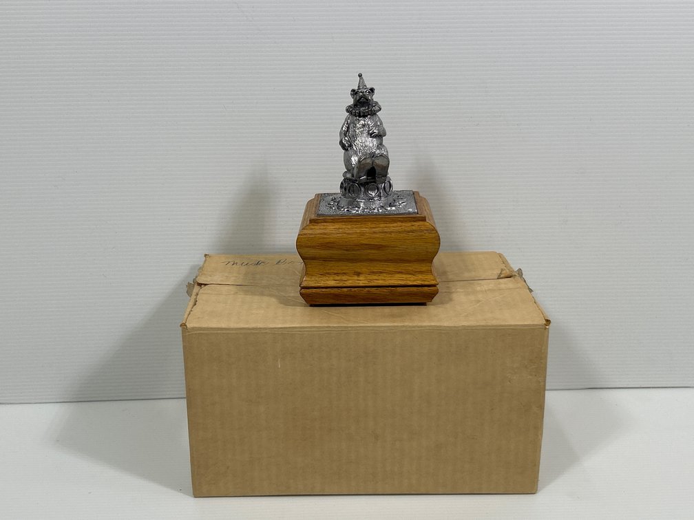 Michael Ricker Pewter Circus Bear Music Box, 1167/2500