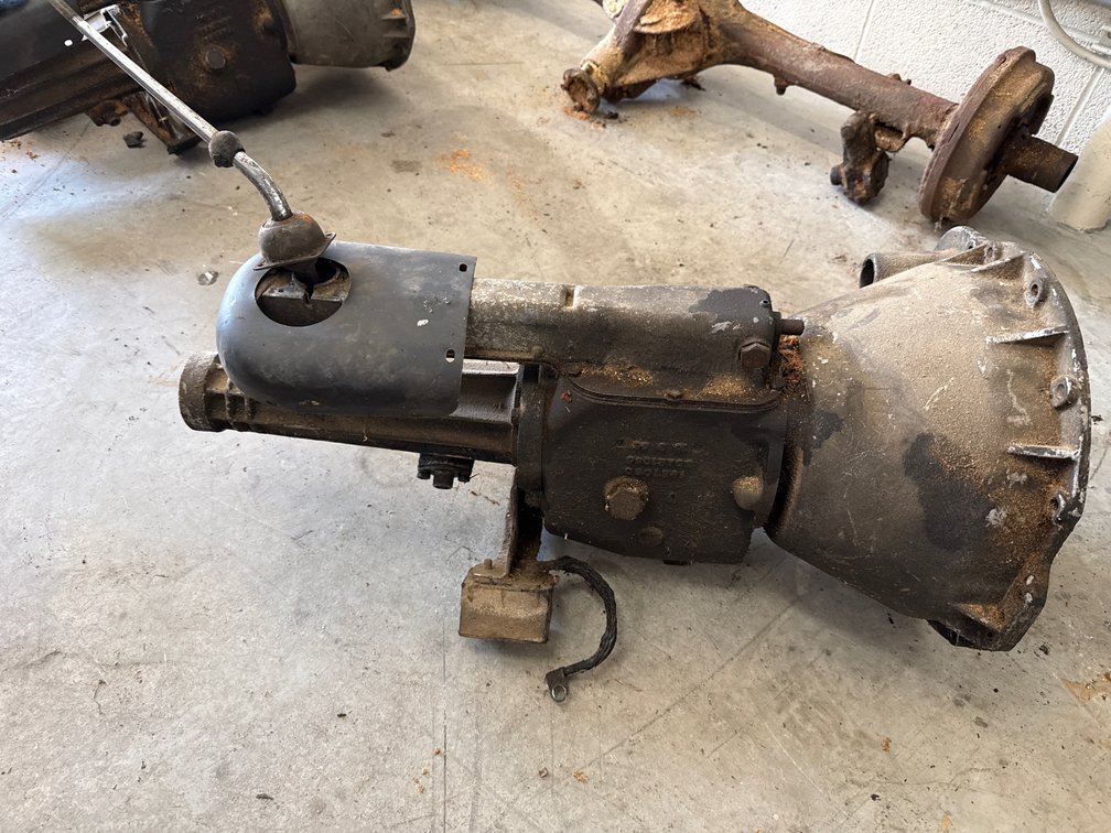 Vintage Manual Transmission and Bellhousing Assembly (Casting No. 1981050)