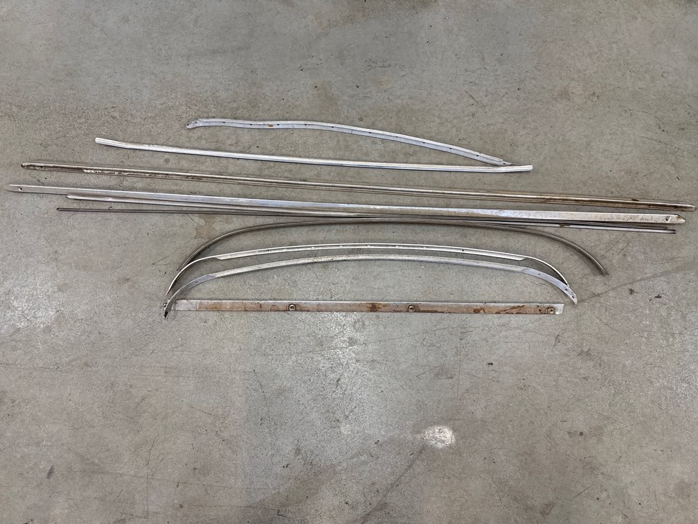 Sunbeam Auto Body Side Molding/Trim, 10 pieces